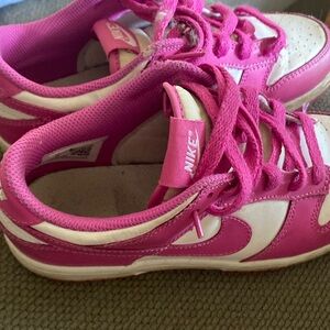 Girls pink Nike dunks